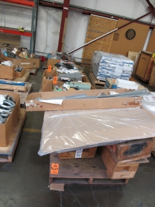 (5 PALLETS) CHECK OUT THIS SCRAP METAL! MUST SEE TO APPRECIATE! MISC STL AND METAL PARTS. LOADING & HANDLING FEE $30-4615
